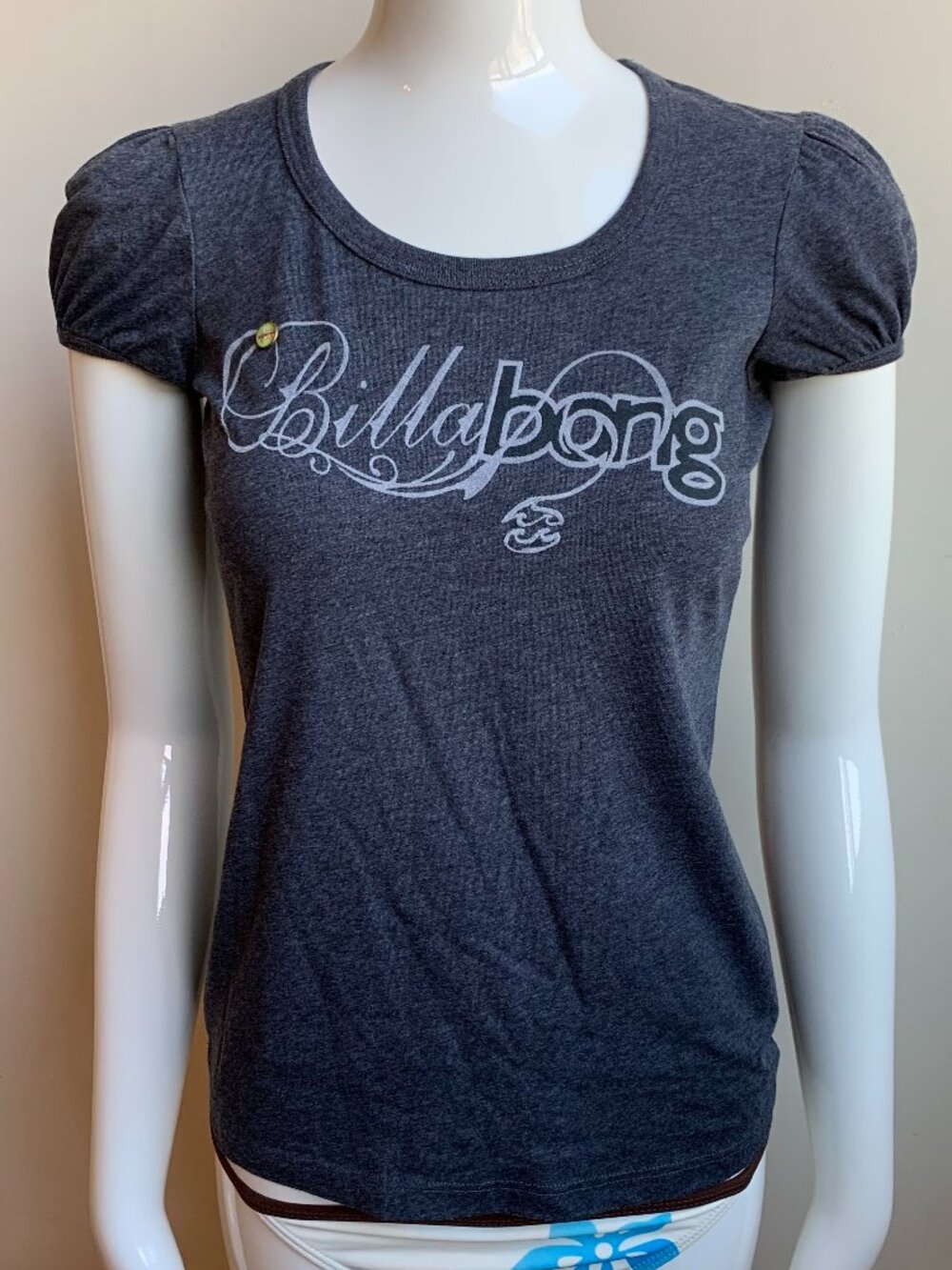 Billabong BLUE CRUSH era Vintage Y2K RARE Black logo fitted t-shirt tshirt top